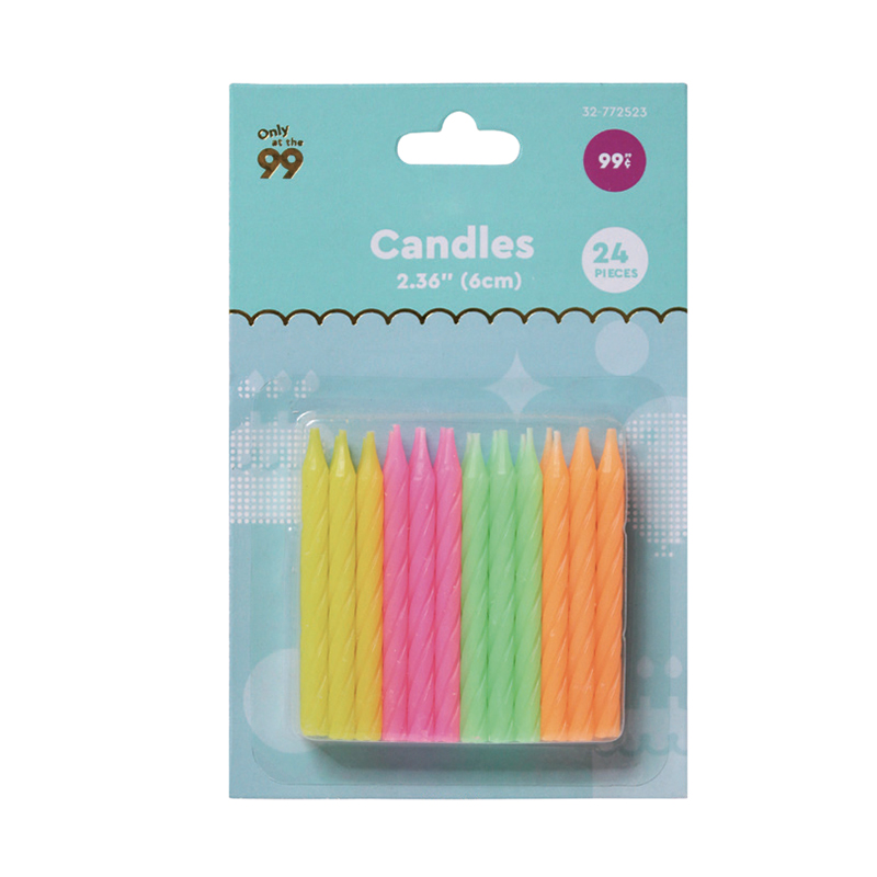 Velas amarelas, rosa, verdes e laranja